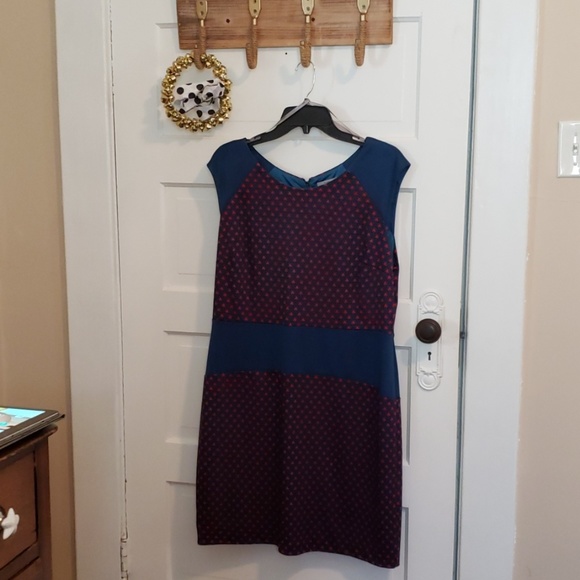 Andrew Marc Dresses & Skirts - Blue and red sleeveless dress